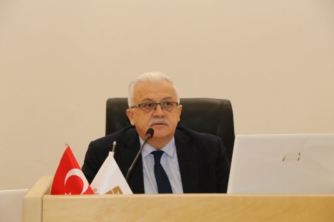 Burhaniye’de Zincir Marketlere Belediyeden Düzenleme