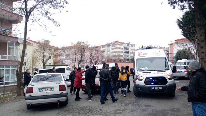 Çorlu’da Kaza Sonrası Bıçaklı Sopalı Kavga: 5 Yaralı