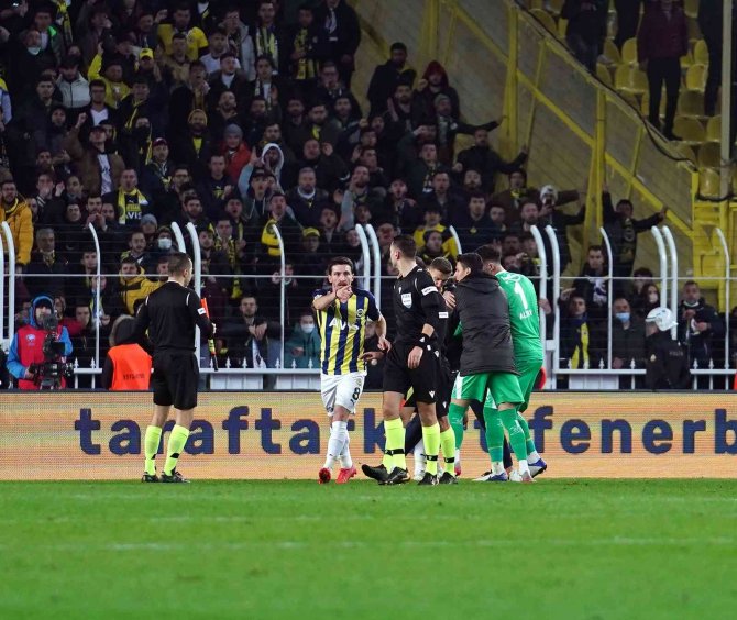 Zorbay Küçük’e Saldırıyı Altay Önledi