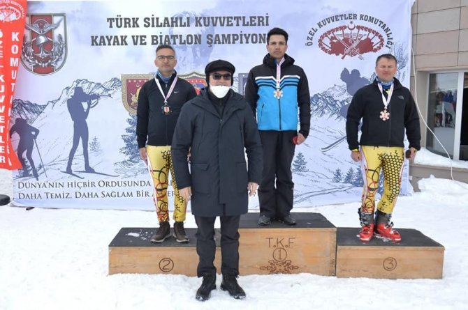 Türk Silahlı Kuvvetleri Kayak Ve Biatlon Müsabakaları" Sona Erdi