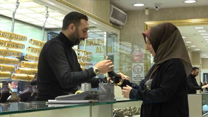 Kuyumcularda Düğün Sezonu Öncesi Hareketlilik Başladı