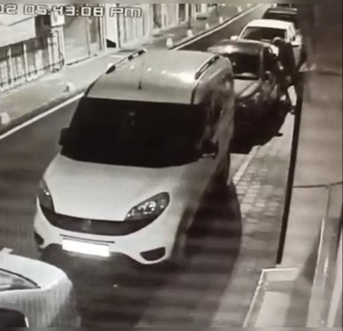 İ̇stanbul’da 19 Araç Soyan “Kelebek Atilla” Lakaplı Hırsız Yakalandı
