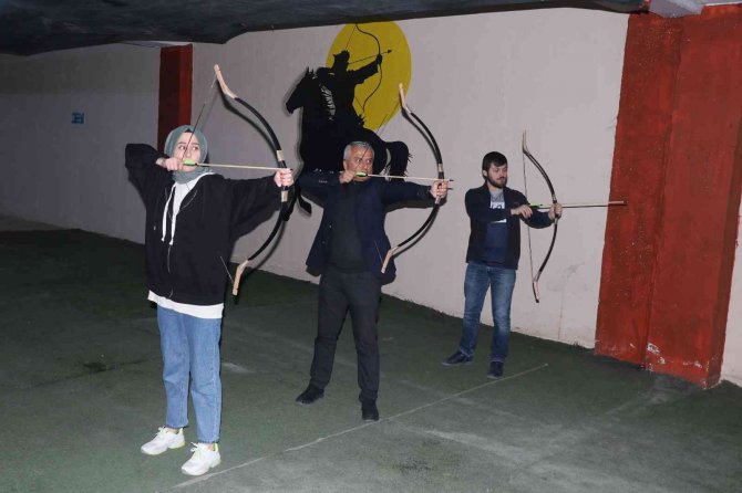 Gençler Sosyo-kültürel Ve Sportif Faaliyetlerini ‘Genç Ofis’te Güvenle Gerçekleştiriyor