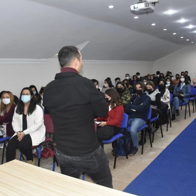 Köyceğiz’de Öğrencilere ’Etkili İletişim’ Semineri