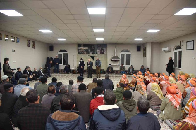 Vali Karadeniz, Saruhanlı’da Cemevini Ziyaret Etti