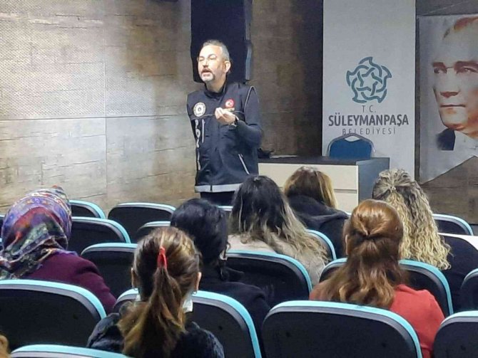 Okul Aile Birliği Başkanlarına Narkotik Semineri