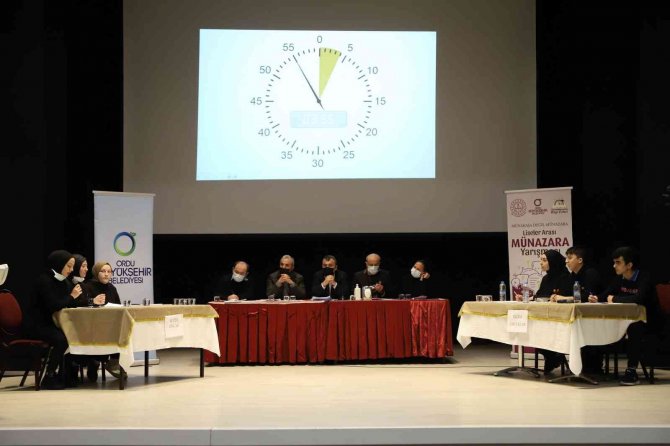 Ordu’da Gençler Fikirlerini Savunuyor