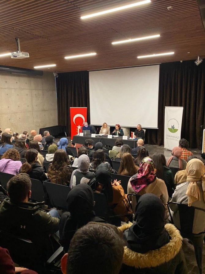 Kalemden Kameraya Edebiyat-sinema İlişkileri Paneli