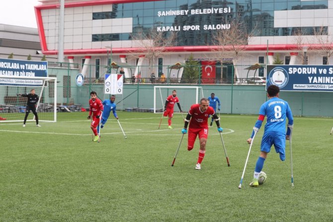 Şahinbey Ampute İlk Yarıyı Lider Tamamladı