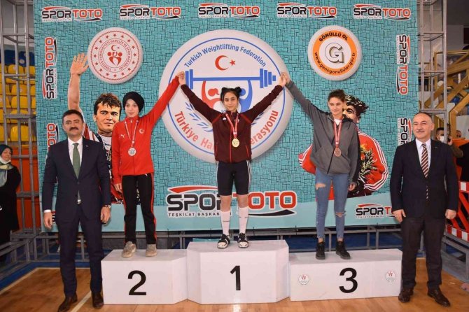 Yıldızlar Kulüpler Türkiye Halter Şampiyonası Sona Erdi