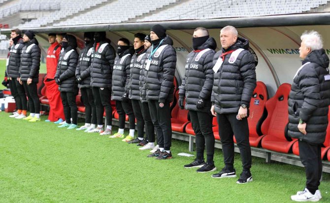 Spor Toto Süper Lig: Karagümrük: 0 - Altay: 0 (Maç Devam Ediyor)