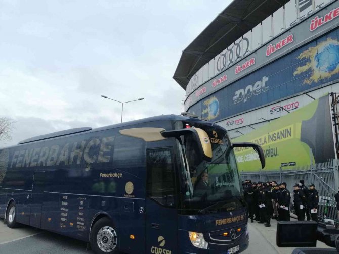 Fenerbahçe Kafilesi Stada Geldi