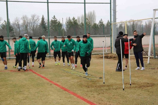 Sivas Belediyespor’da Kahramanmaraş Mesaisi