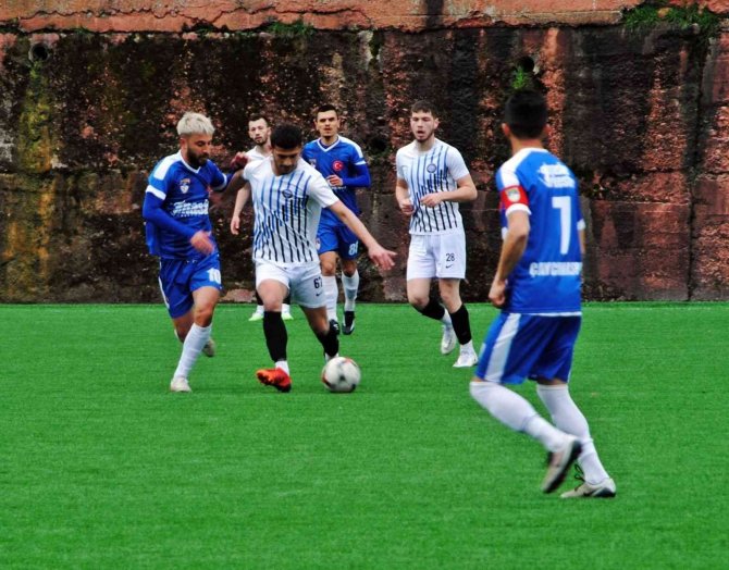 Çaycumaspor Yenimahalle Deplasmanından Eli Boş Döndü