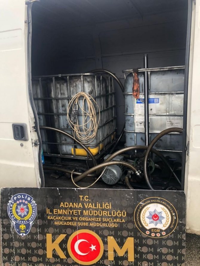 Adana’da 3 Bin 700 Litre Kaçak Akaryakıt Ele Geçirildi