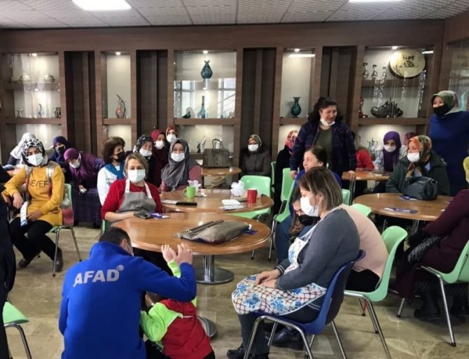 Afad Eğitimleri Sonuç Verdi, Bir Yılda 196 Bin Kişiye Ulaşıldı