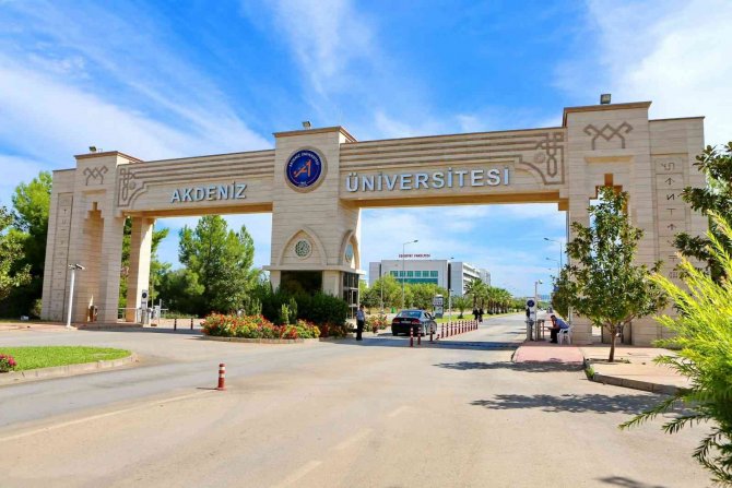 Akdeniz Üniversitesi’nden Kadın Akademisyenleri Güçlendirecek Eylem Planı