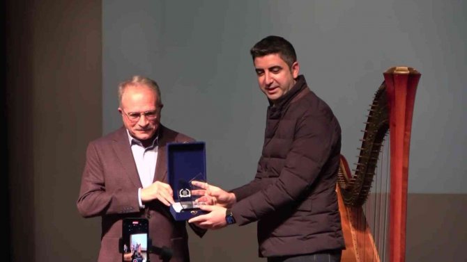 Kartal’da “6.vedat Günyol Deneme Ödülleri” Sahiplerini Buldu