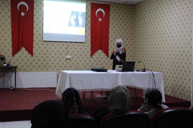 Bağımlılıkla Mücadele Konferansı Verildi