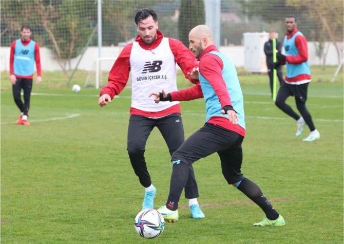 Antalyaspor’da Medipol Başakşehir Hazırlıkları Başladı