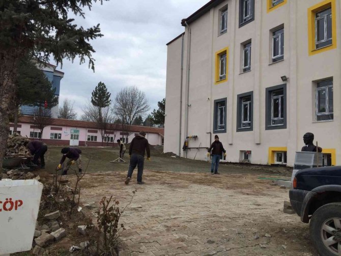 Hisarcık Belediyesi’nden Eğitime Destek