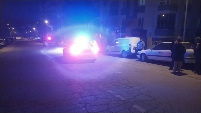 Kontrolden Çıkan Araç Ortalığı Savaş Alanına Çevirdi