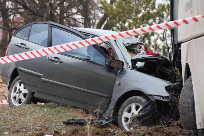 Eskişehir’de Trafik Kazası: 3 Ölü, 3 Yaralı (2)