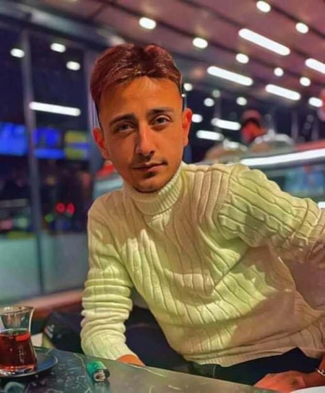 İ̇rfan Can Kahveci’ye Gösterilen Kırmızı Karta Sinirlenip Kalbine Yenik Düştü