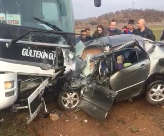 Eskişehir’de Trafik Kazası, 2 Ölü (1)