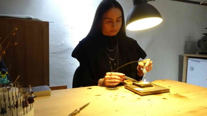 Bir Kadının Şehrine Bakışı Sanata Dönüştü