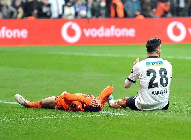 Spor Toto Süper Lig: Beşiktaş: 2 - Medipol Başakşehir: 2 (Maç Sonucu)