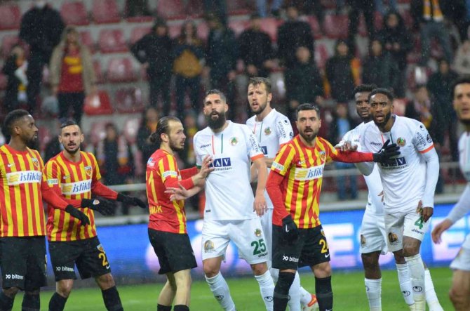 Spor Toto Süper Lig: Kayserispor: 1 -Aytemiz Alanyaspor: 2 (Maç Sonucu)