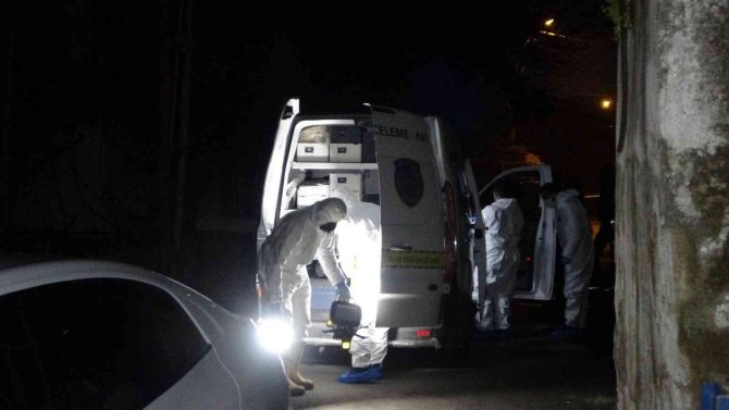 Tuzla’da Yanan Evde Yaşlı Kadının Cansız Bedenine Ulaşıldı