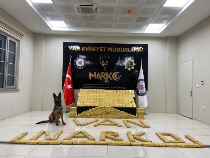 Van’da 158 Kilo Uyuşturucu Ele Geçirildi