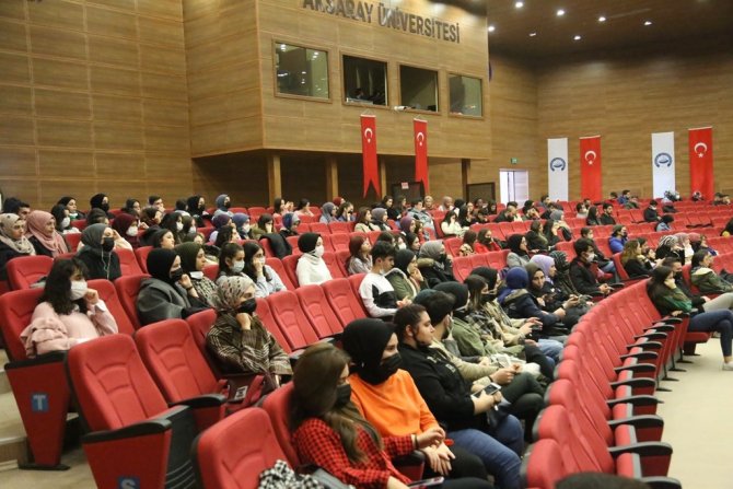 Asü Tıp Fakültesinde Hipnotik İ̇letişim Konferansı