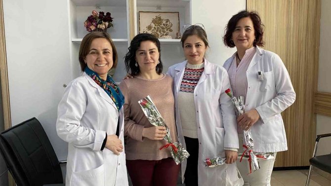 Hastanede Aynalı Kadınlar Günü Kutlaması