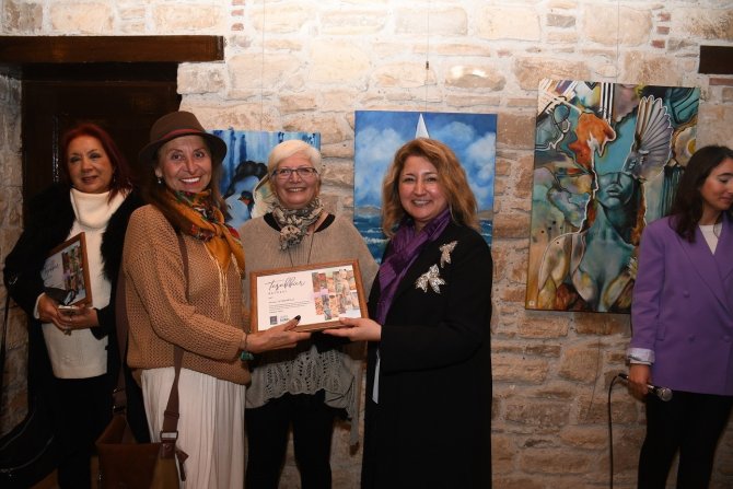“Kadının Rengi” İ̇bramaki Sanat Galerisi’nde
