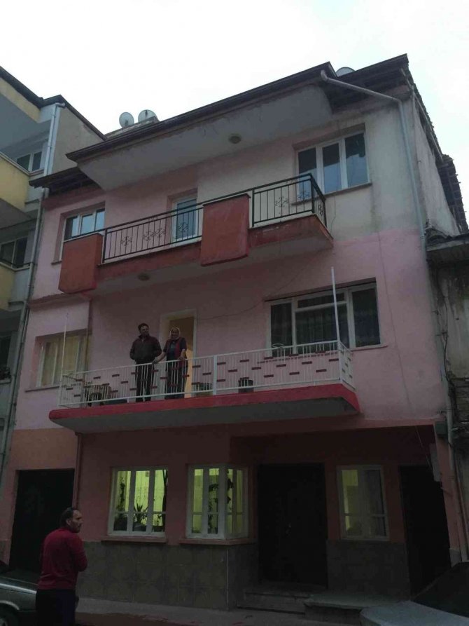 Alaşehir’de Korkutan Baca Yangını