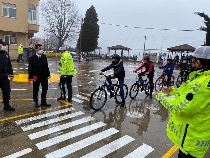 Ordu’da Bisikletli Öğrencilere Trafik Eğitimi