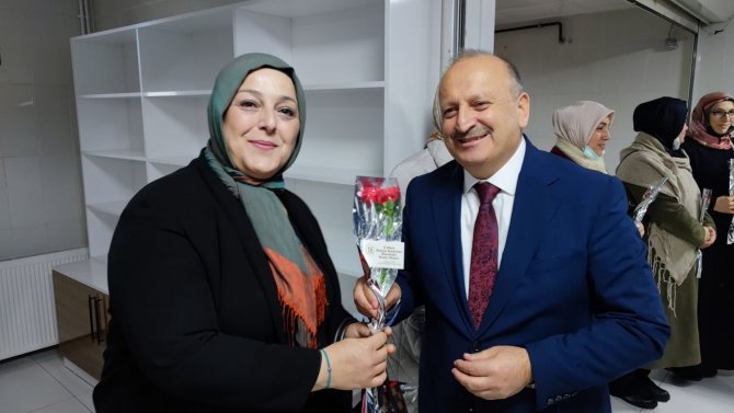 Başkan Tavlı: “Yöresel Ürün Pazarı Ünye’ye Değer Katacak”