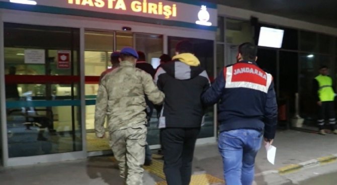 İ̇zmir Merkezli Fetö Operasyonunda 87 Şüpheli Gözaltında