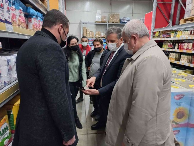 Vali Dağlı: “Samsun’da Ayçiçek Yağı Sorunu Yok