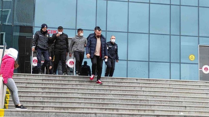 Tekirdağ’da Kundaklama Ve Kurşunlanmayla İlgili 3 Kişi Tutuklandı