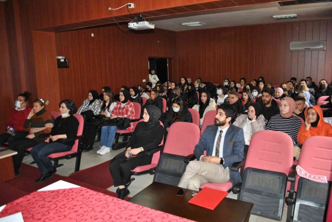 Zbeü’de "Kadınlara Karşı Her Türlü Ayrımcılığın Önlenmesi Sözleşmesi" Bilgilendirme Toplantısı