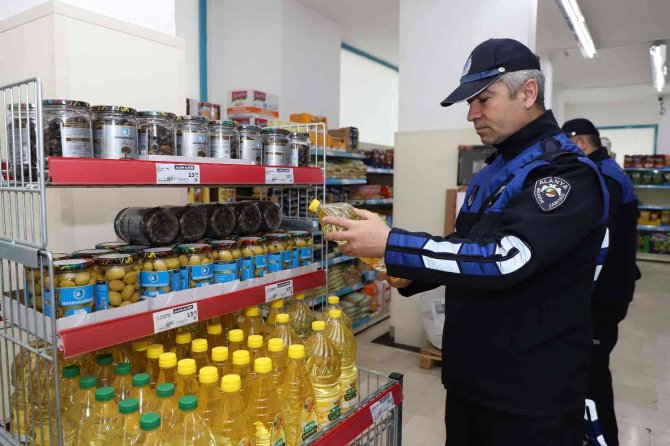 Alanya’da Marketlere Stokçuluk Denetimi