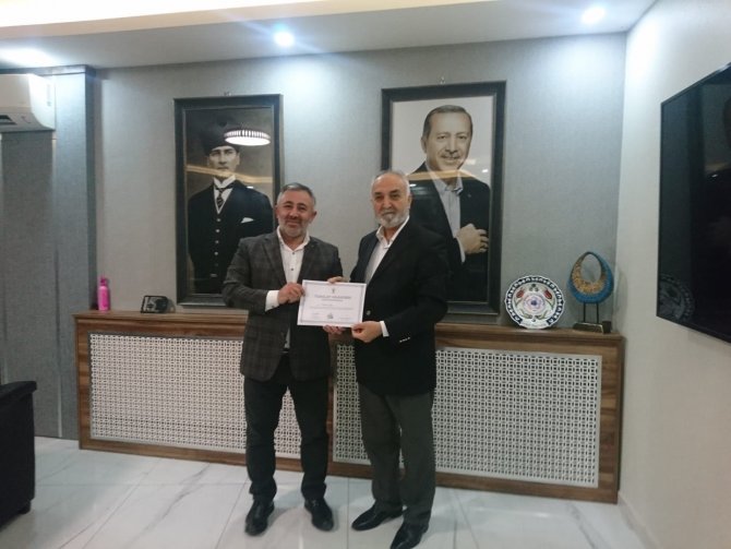 Başkan Kepez Ak Parti İ̇l Yönetim Kurulu Toplantısında Sunum Yaptı
