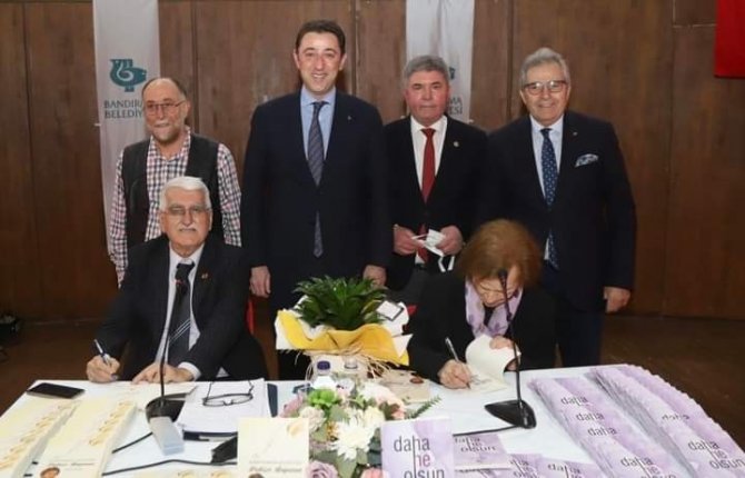Başaran Ve Balıkçı’dan İmza Günü