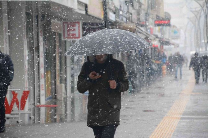 Bitlis’te Kar Yağışı