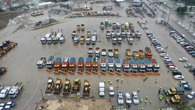 Büyükşehir’de Kar Alarmı
