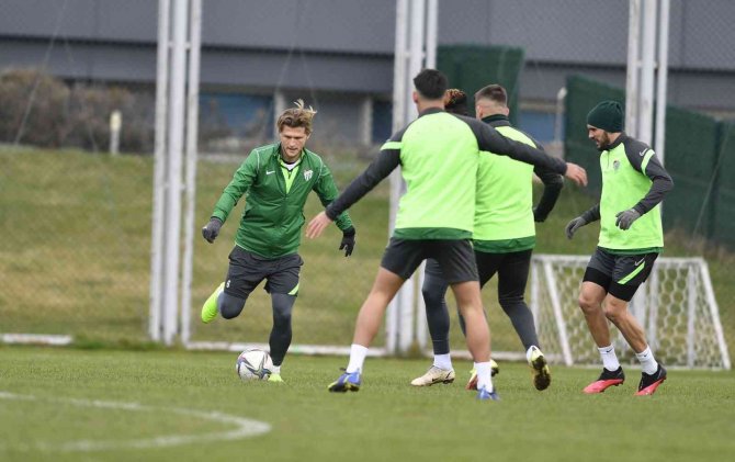 Bursaspor’da Eyüpspor Maçı Hazırlıkları Tamamlandı